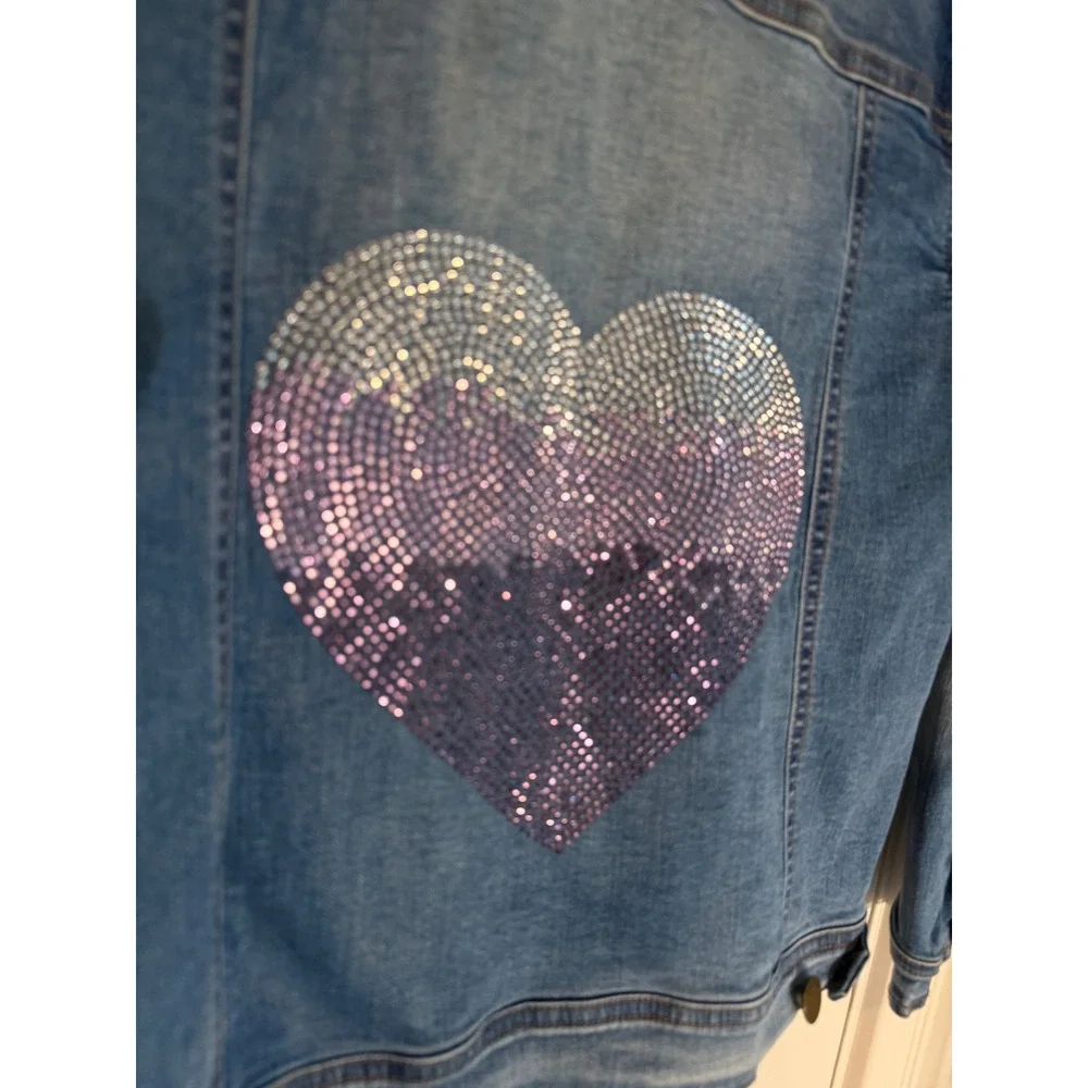 ME.N.U Denim Jacket Medium Wash Rhinestone Heart Star Slim Fit Womens Size M - Picture 3 of 8